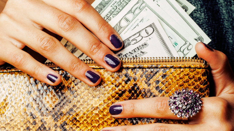 11 Books Mapping the Path to Money Mastery